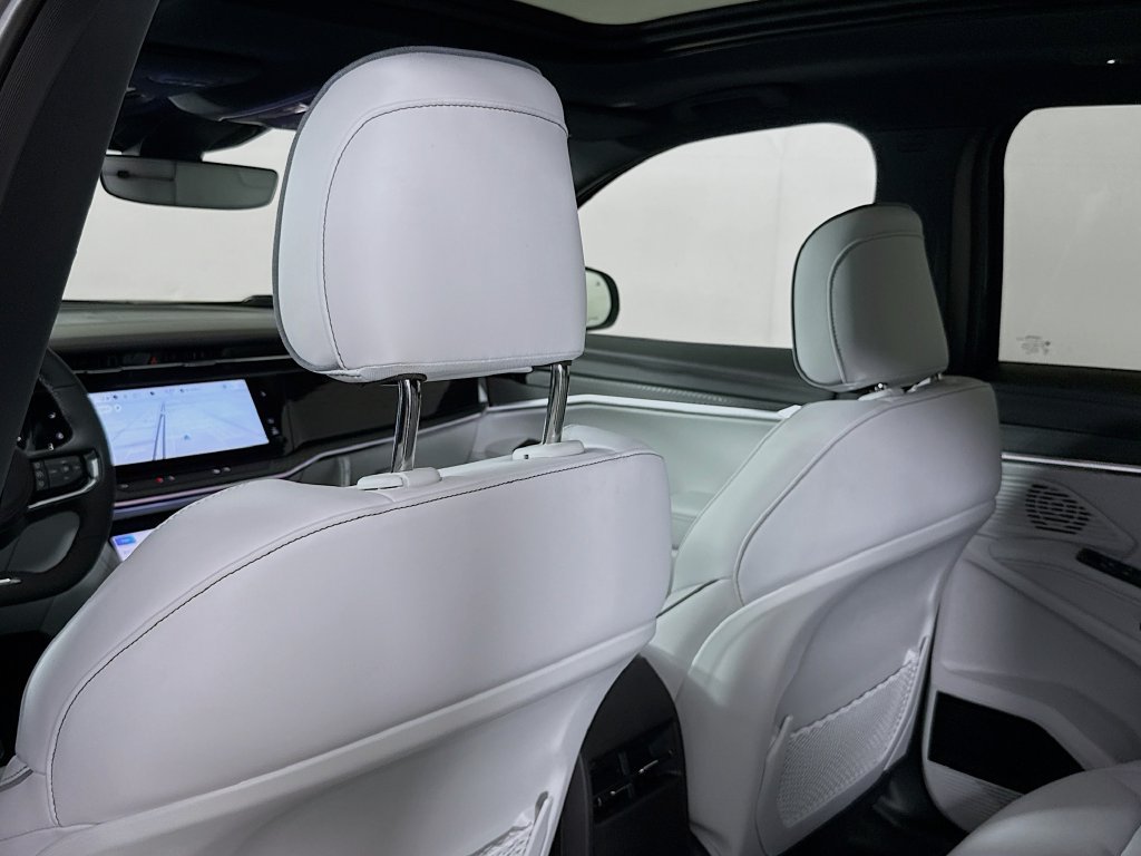 New 2025 Jeep Wagoneer S Limited AWD/4WD image 28