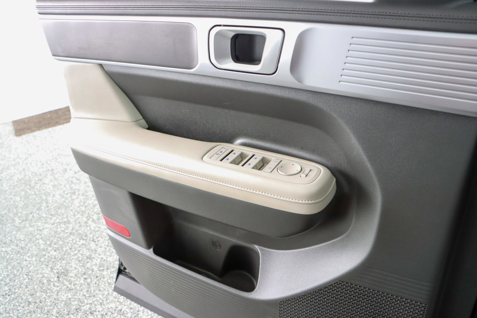 Used 2024 Hyundai Santa Fe SEL image 21