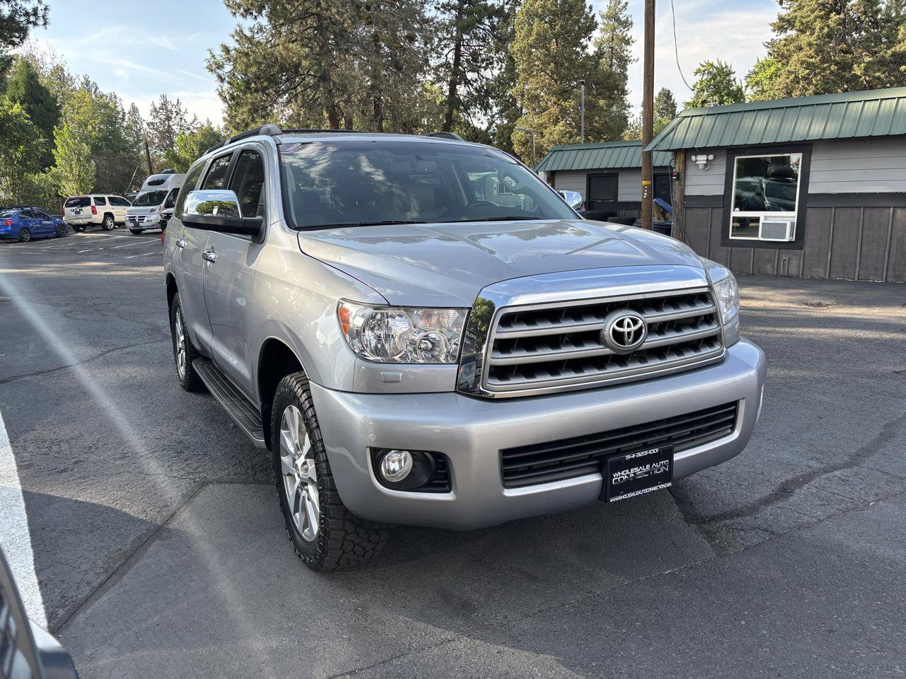 Used 2017 Toyota Sequoia Limited w/ Safety & Convenience Package AWD/4WD image 6