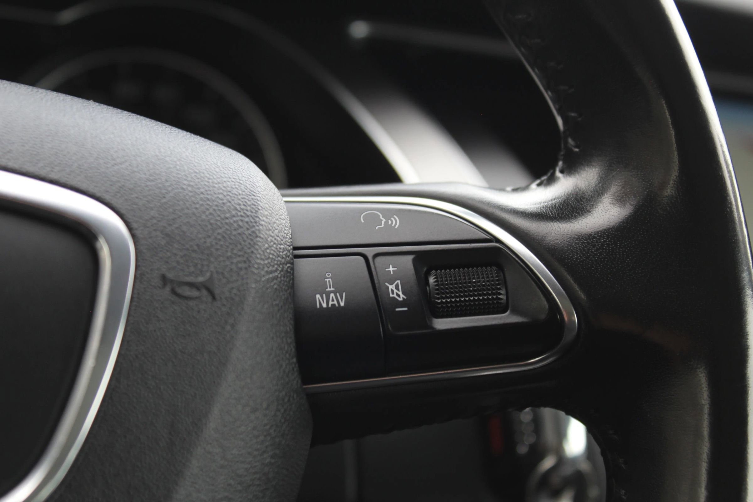 Used 2013 Audi A4 Premium Plus image 27