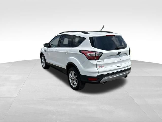 Used 2017 Ford Escape SE w/ Equipment Group 201A AWD/4WD image 5