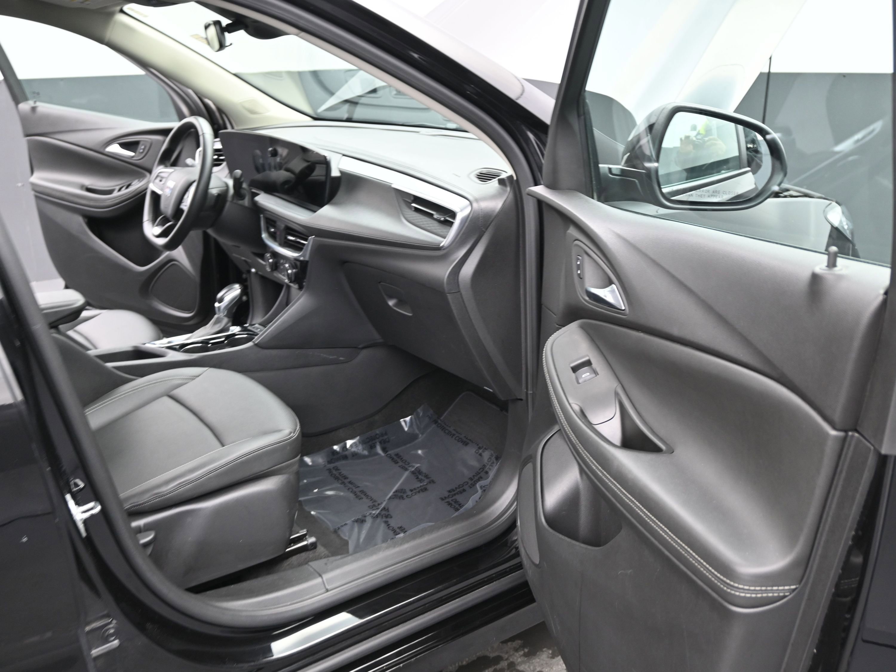 Used 2024 Buick Encore GX Sport Touring image 21