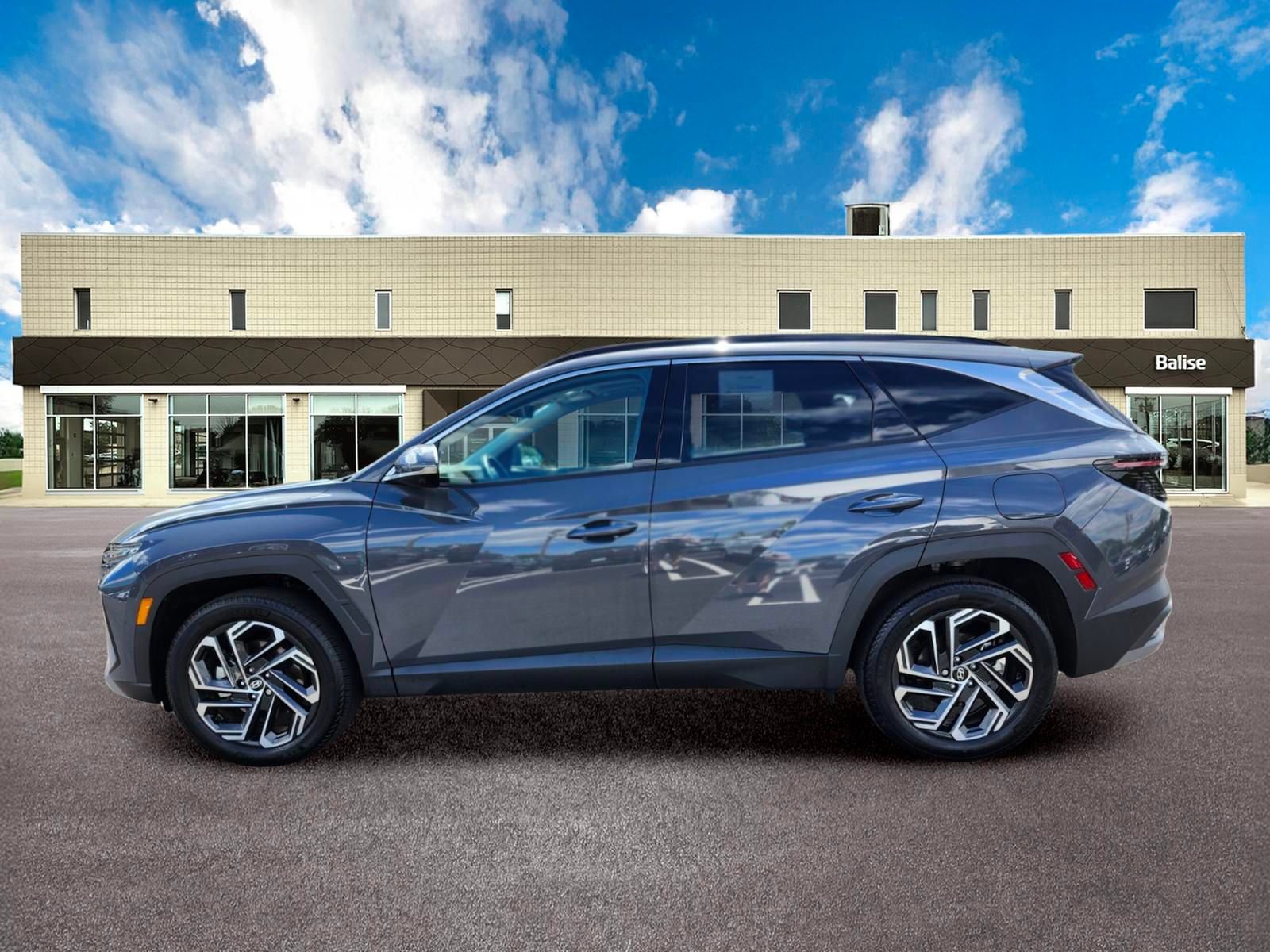 Used 2025 Hyundai Tucson Limited AWD/4WD image 6