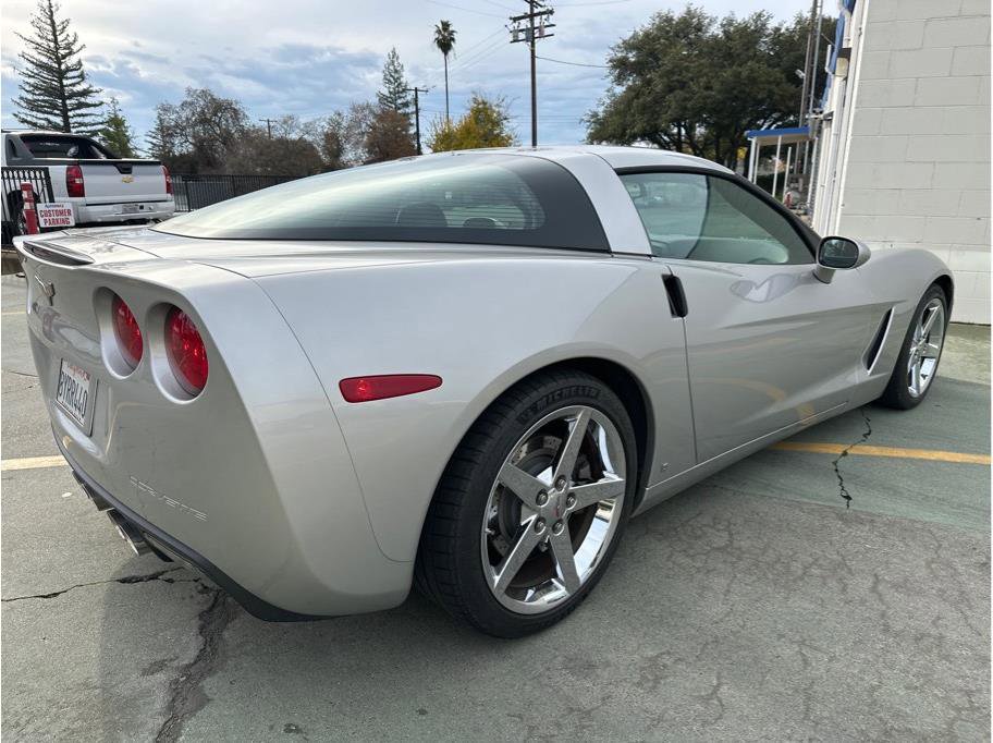 Used 2008 Chevrolet Corvette Coupe w/ Preferred Equipment Group image 9