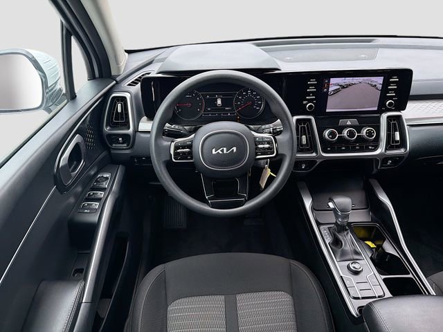 Used 2023 Kia Sorento LX FWD image 20