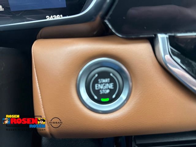 Used 2024 GMC Canyon AT4 w/ Canyon Safety Plus Package AWD/4WD image 28