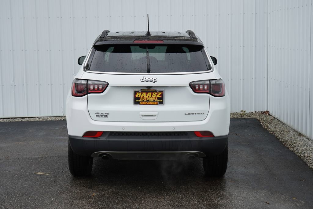 Used 2023 Jeep Compass Limited AWD/4WD image 5