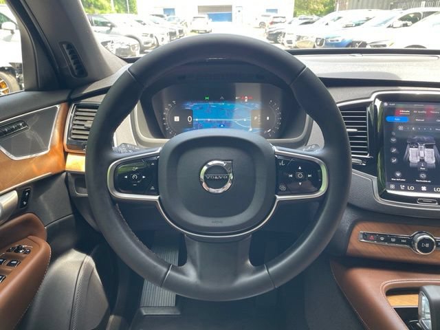 Certified 2024 Volvo XC90 B5 Plus AWD/4WD image 21