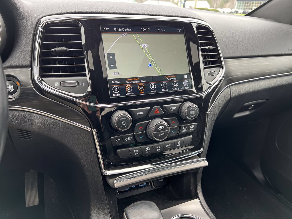 Used 2021 Jeep Grand Cherokee Limited AWD/4WD image 22