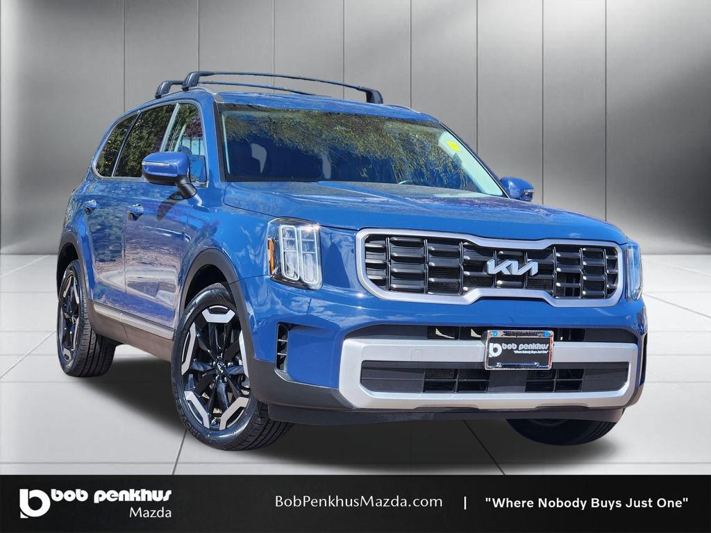 Used 2025 Kia Telluride S AWD/4WD image 1