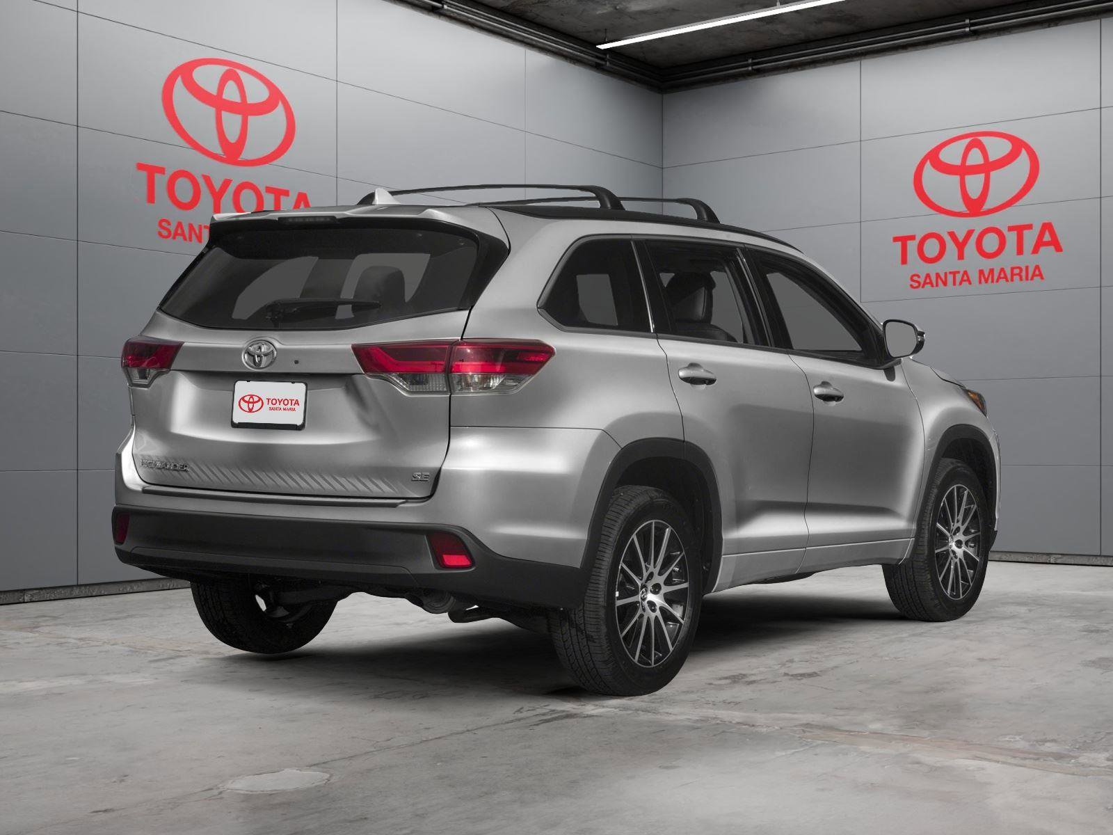 Used 2018 Toyota Highlander XLE AWD/4WD image 2