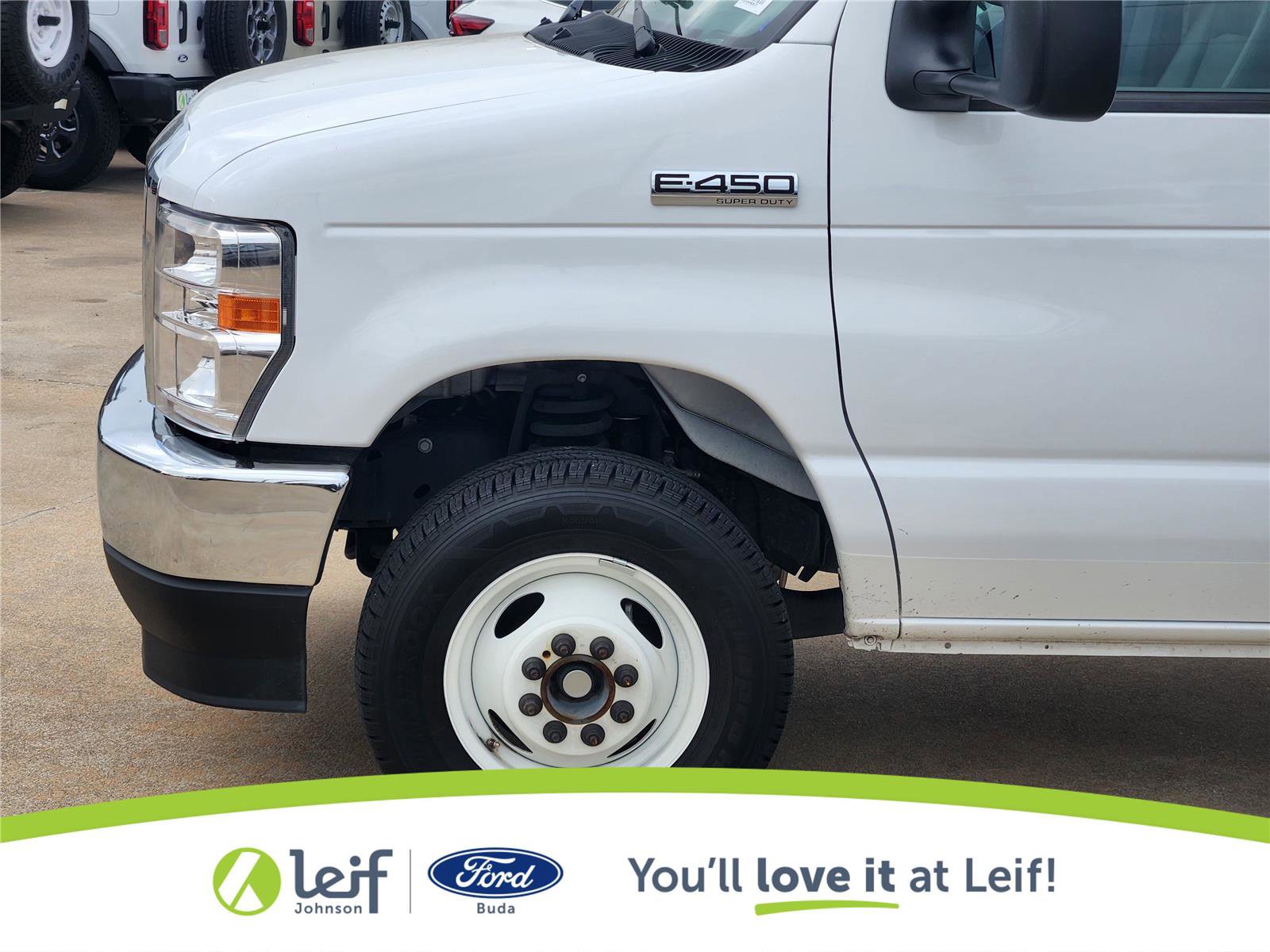 Used 2023 Ford E-450 and Econoline 450 Super Duty w/ Power Windows & Locks Group RWD image 6