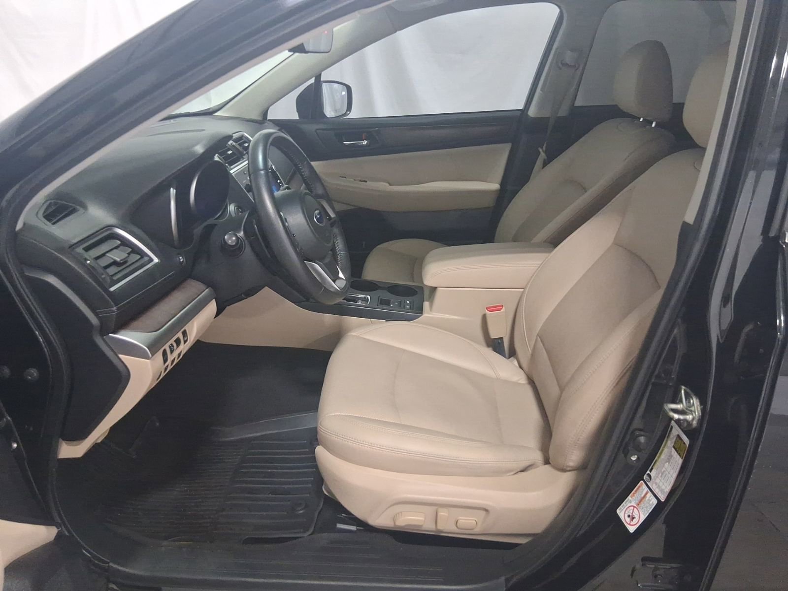 Used 2019 Subaru Outback 3.6R Limited w/ Popular Package #2 image 14