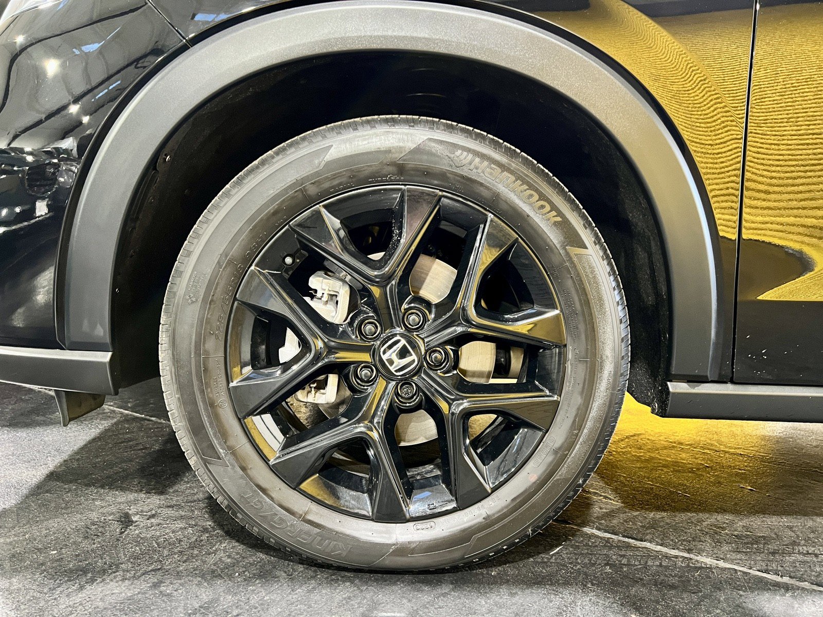 Used 2023 Honda HR-V Sport image 25