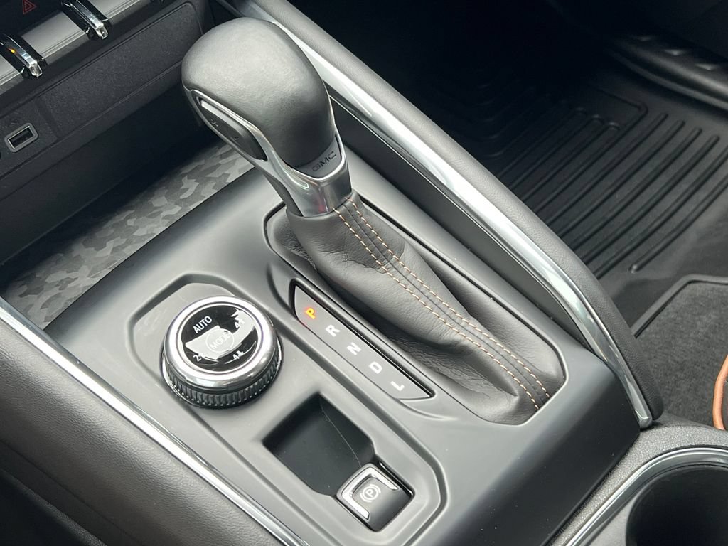Used 2023 GMC Canyon AT4 AWD/4WD image 33
