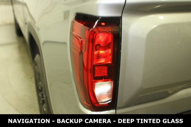 New 2025 GMC Sierra 1500 Elevation image 32