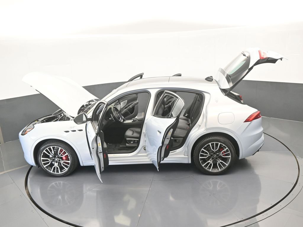 Used 2023 Maserati Grecale GT image 68