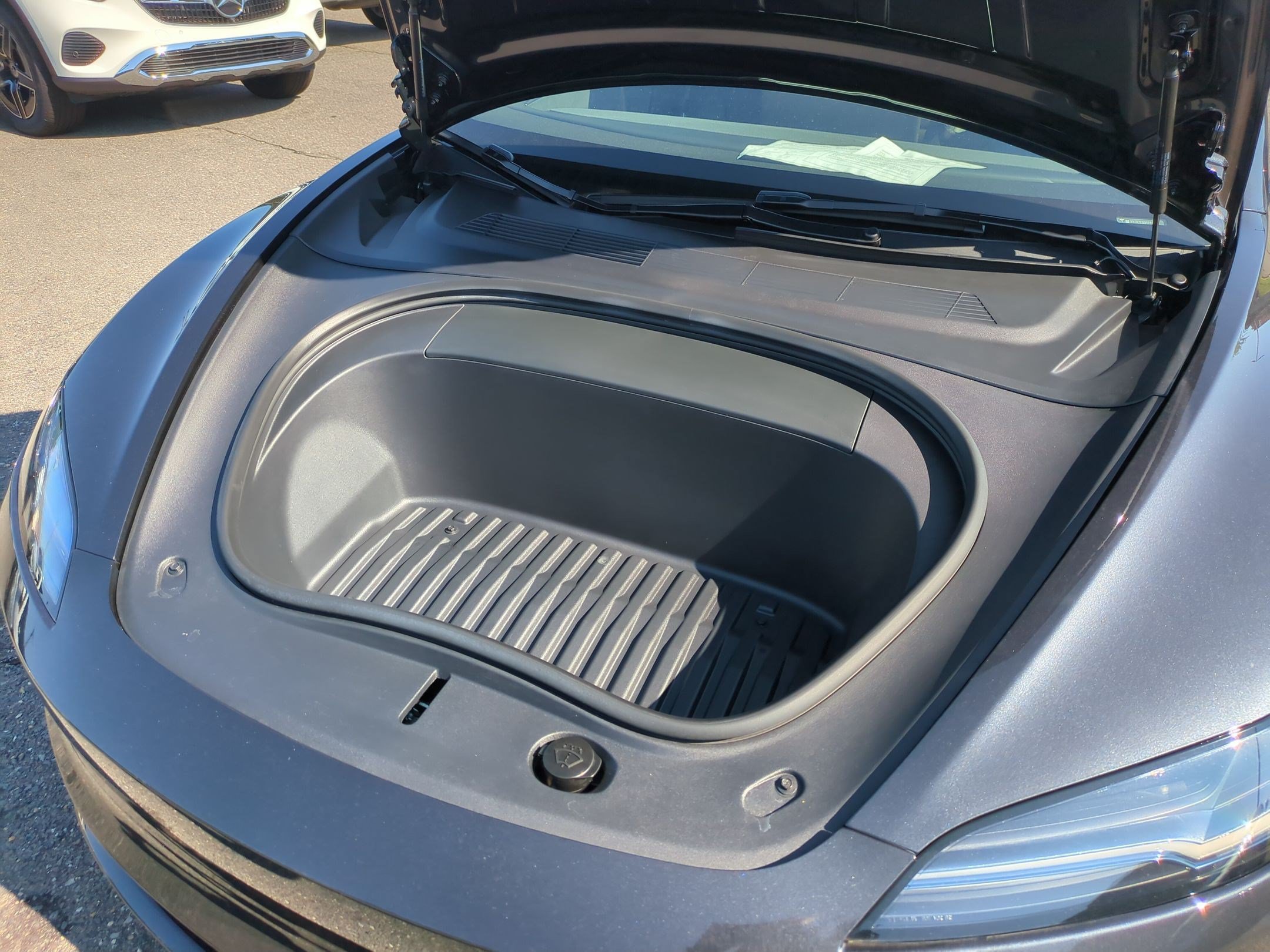 Used 2024 Tesla Model 3 Long Range AWD/4WD image 37