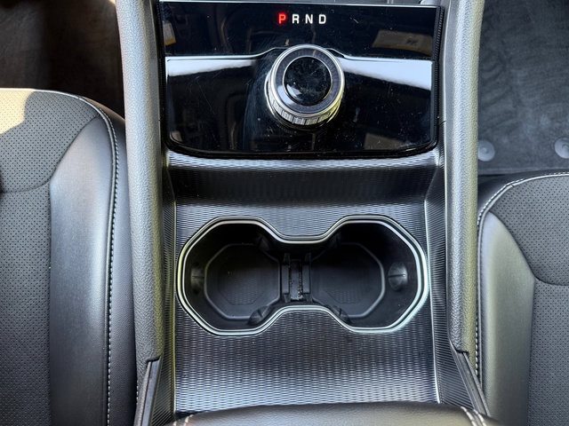 Used 2025 Jeep Grand Cherokee Altitude AWD/4WD image 28
