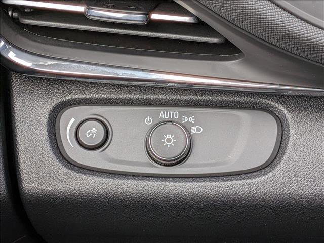 Used 2025 Buick Envista Preferred w/ Convenience I Package image 15