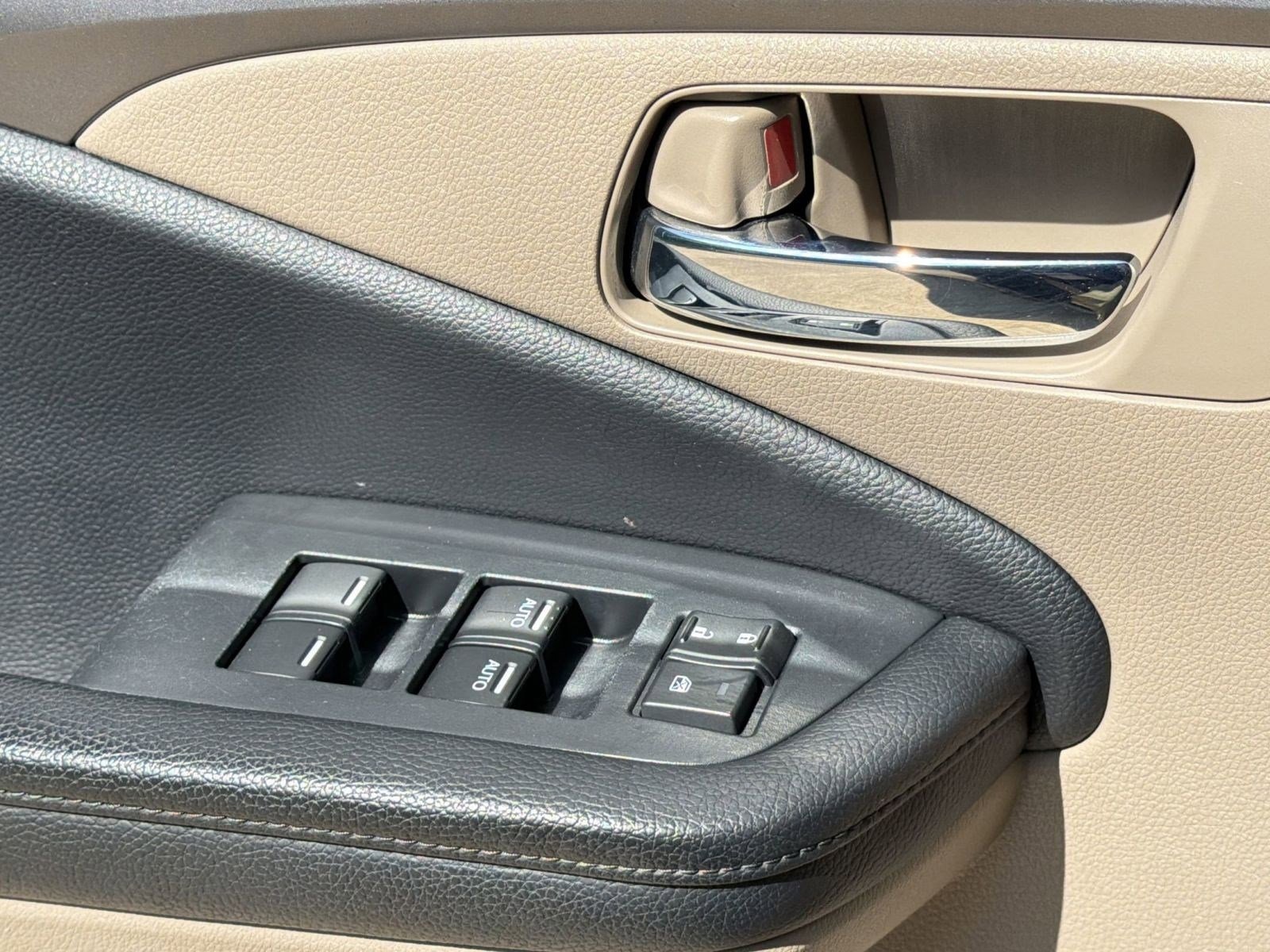 Used 2021 Honda Pilot EX image 13