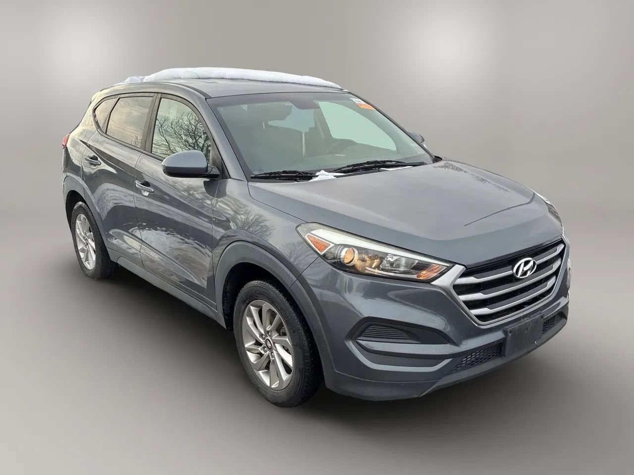 Used 2018 Hyundai Tucson SE image 3