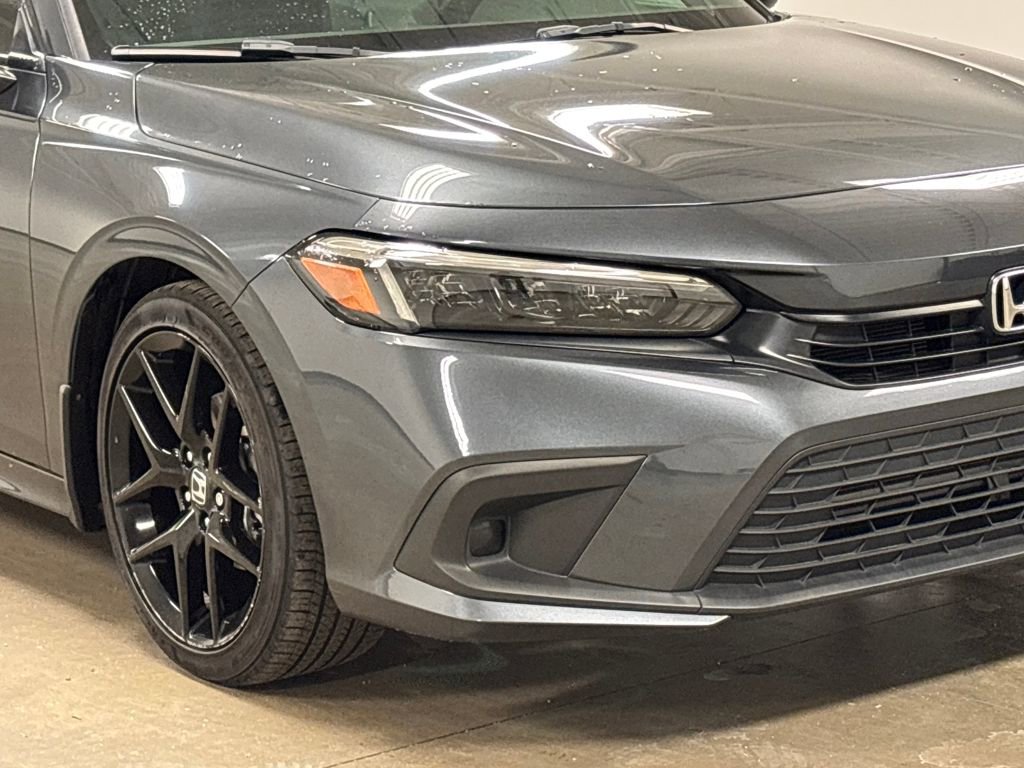 Used 2024 Honda Civic Sport image 2
