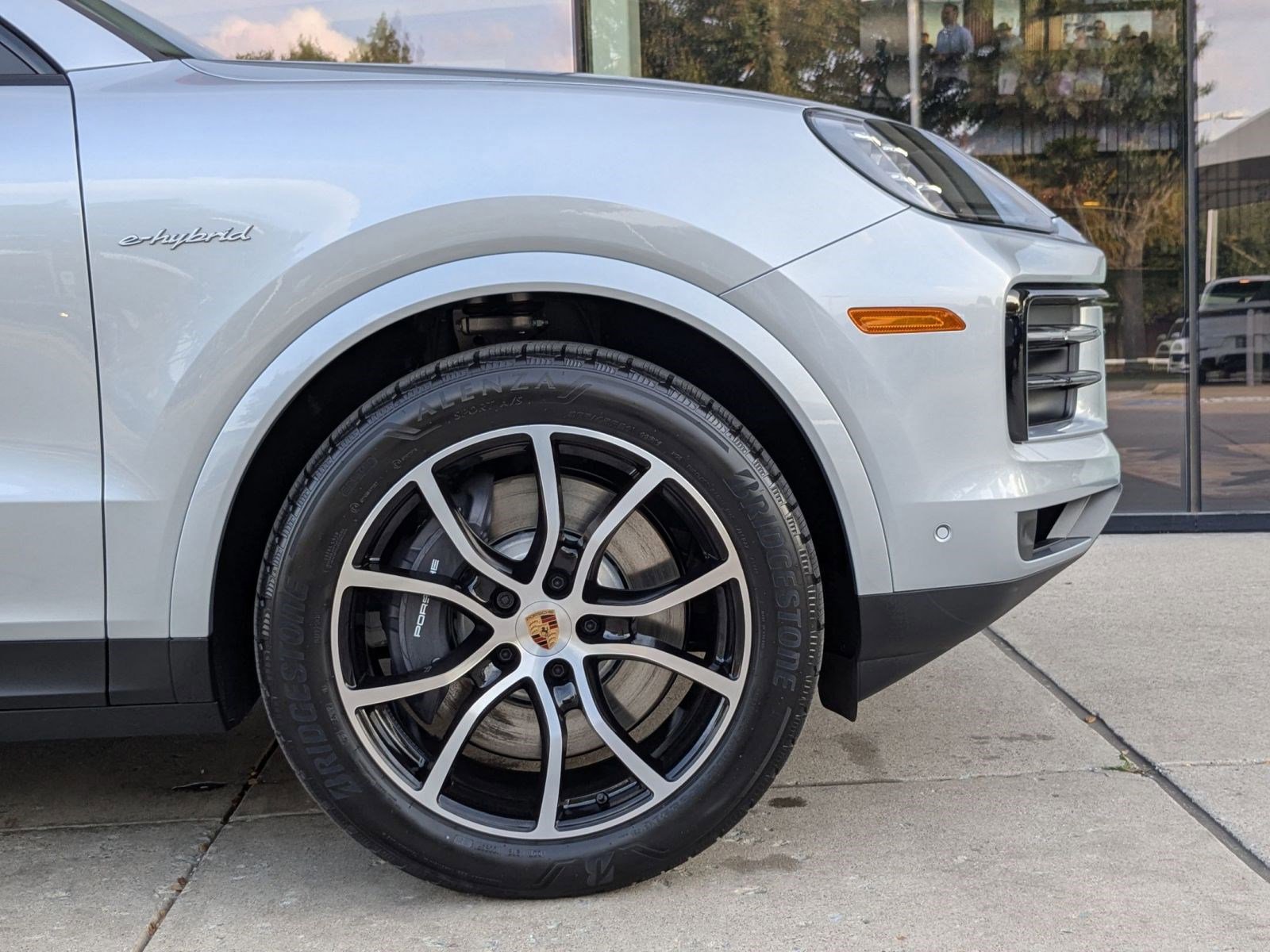 New 2026 Porsche Cayenne E-Hybrid image 11