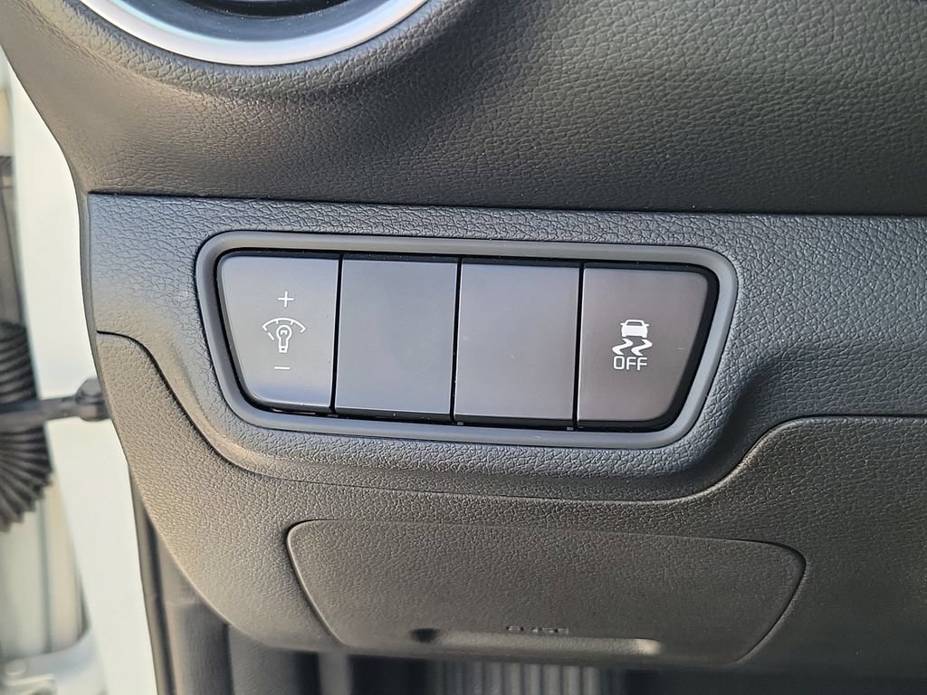 Used 2023 Kia Forte LXS FWD image 20