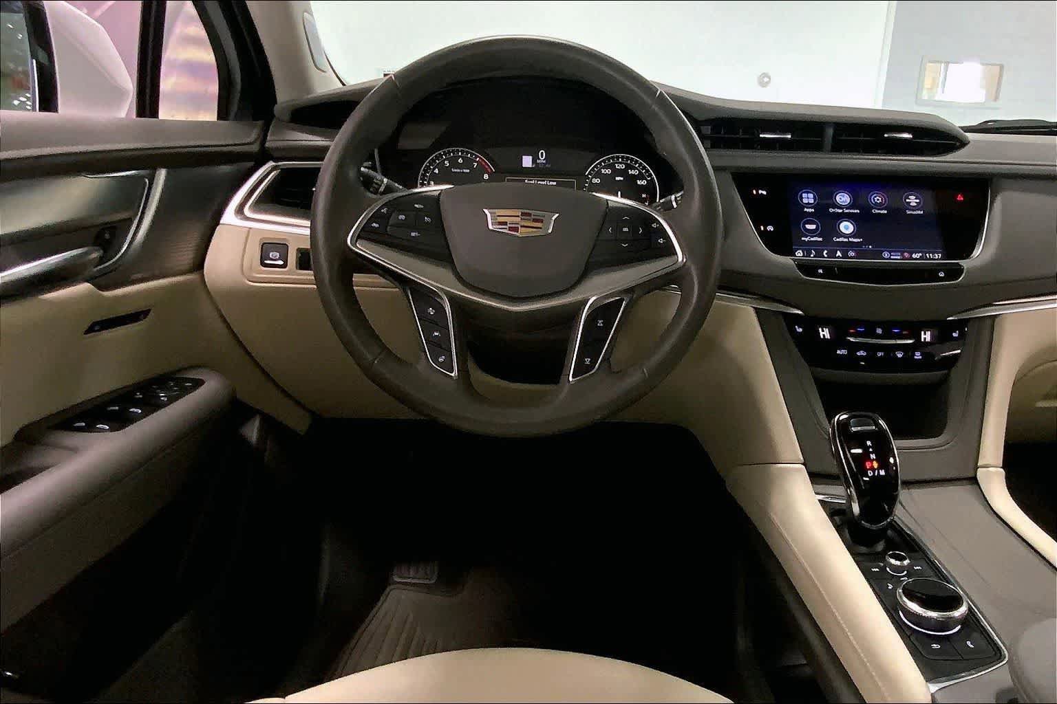Used 2023 Cadillac XT5 Premium Luxury AWD/4WD image 13