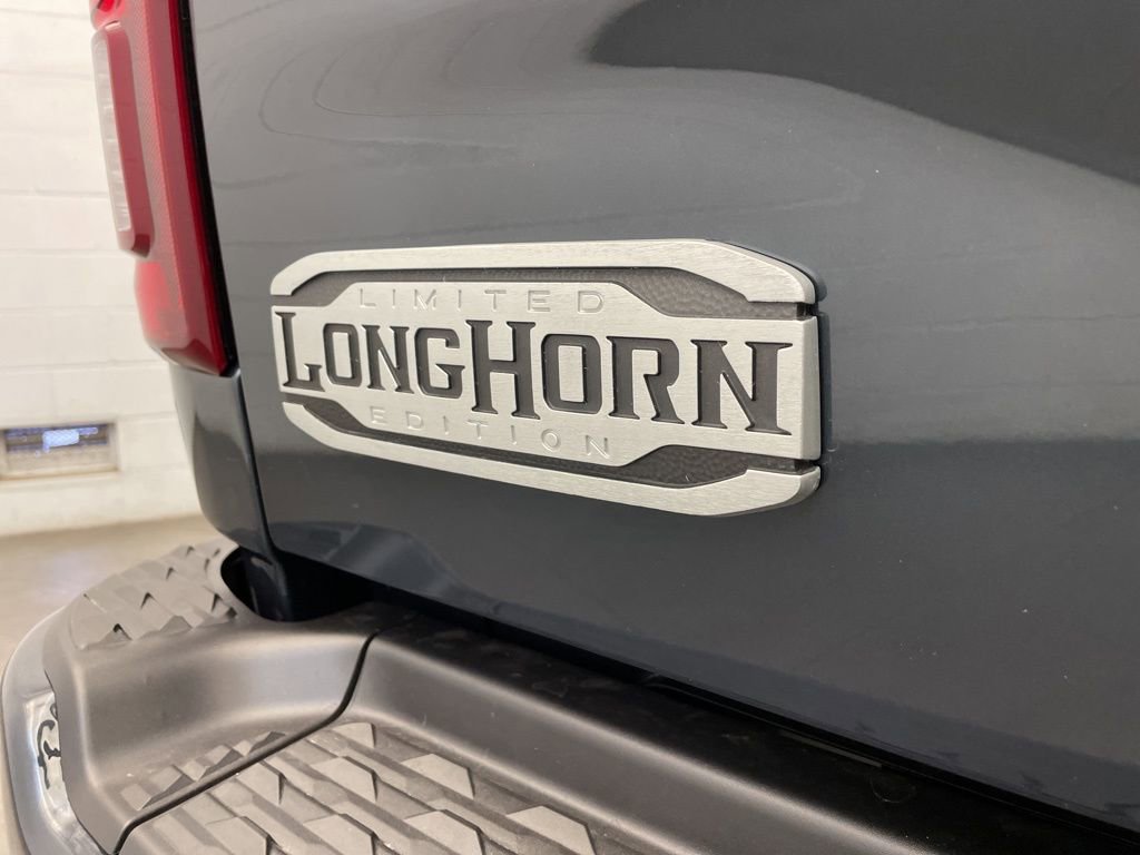 New 2026 RAM 2500 Limited AWD/4WD image 6