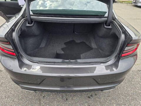 Used 2022 Dodge Charger SXT image 11