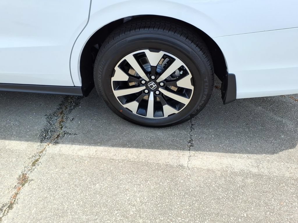 New 2026 Honda Odyssey EX-L image 7