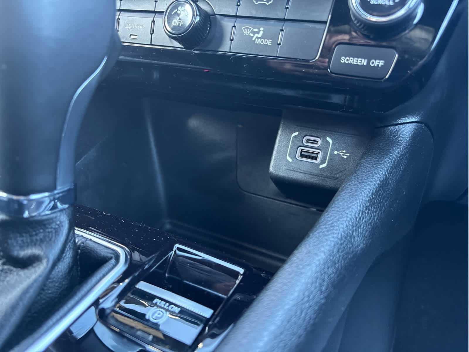 Used 2024 Jeep Compass Latitude image 20