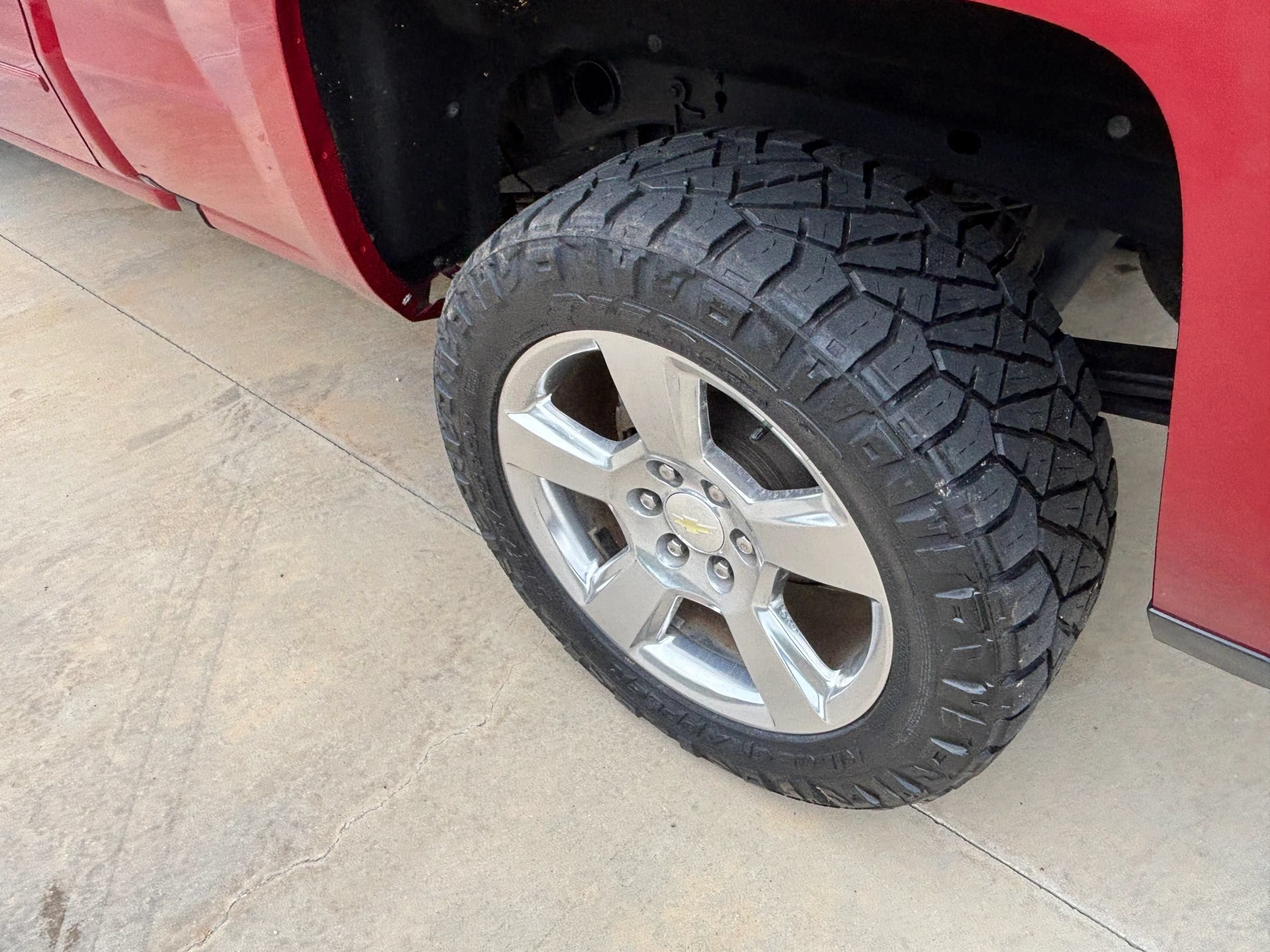 Used 2018 Chevrolet Silverado 1500 LT w/ Texas Edition RWD image 13