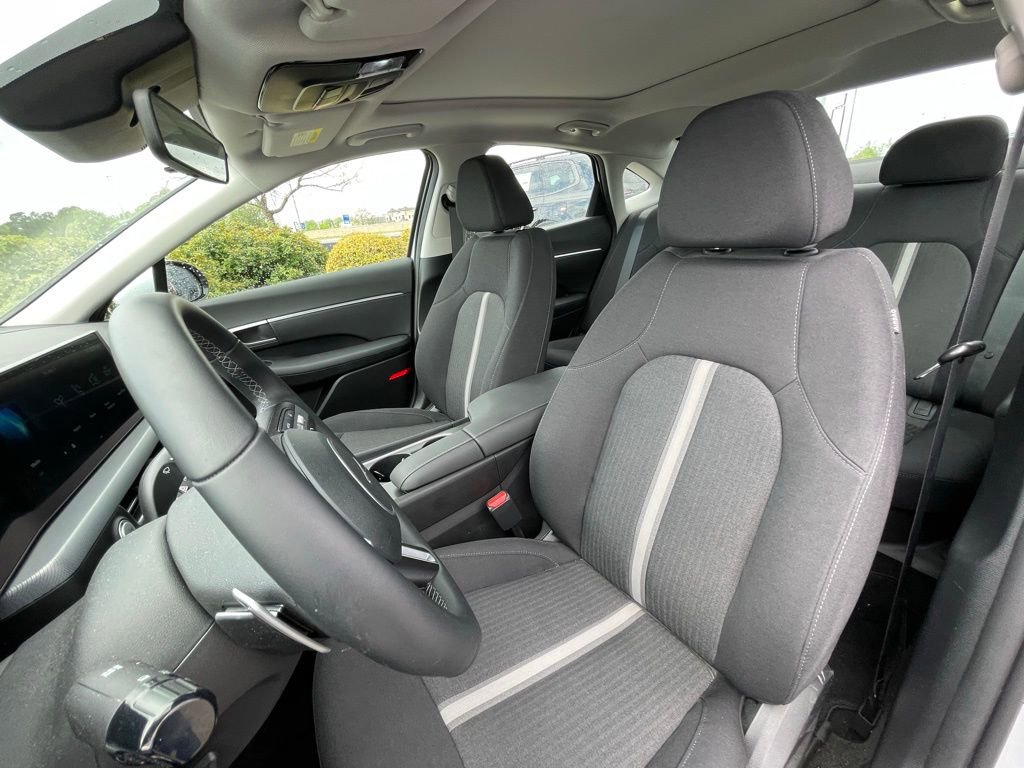 Used 2026 Hyundai Sonata SEL image 21