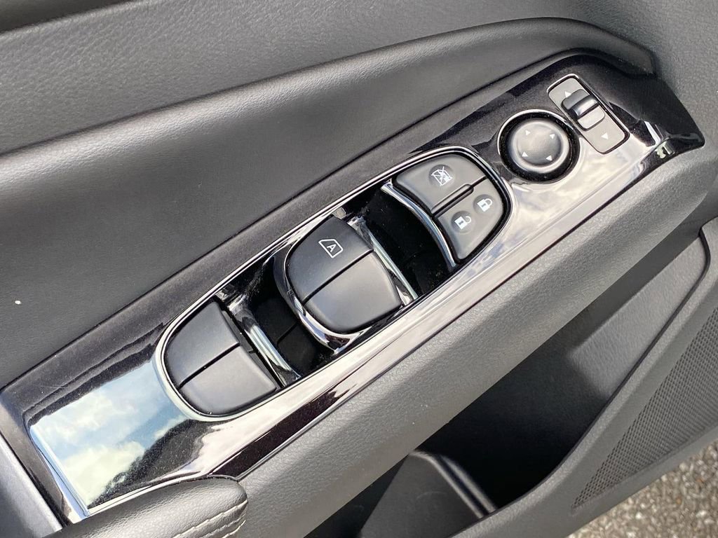 Used 2023 Nissan Altima 2.5 SV image 21