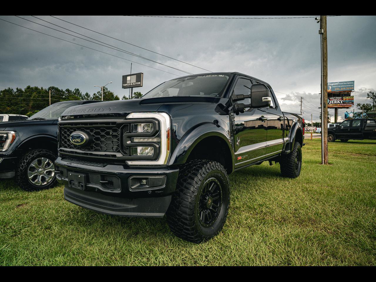 Used 2024 Ford F250 Lariat w/ Lariat Ultimate Package AWD/4WD image 1