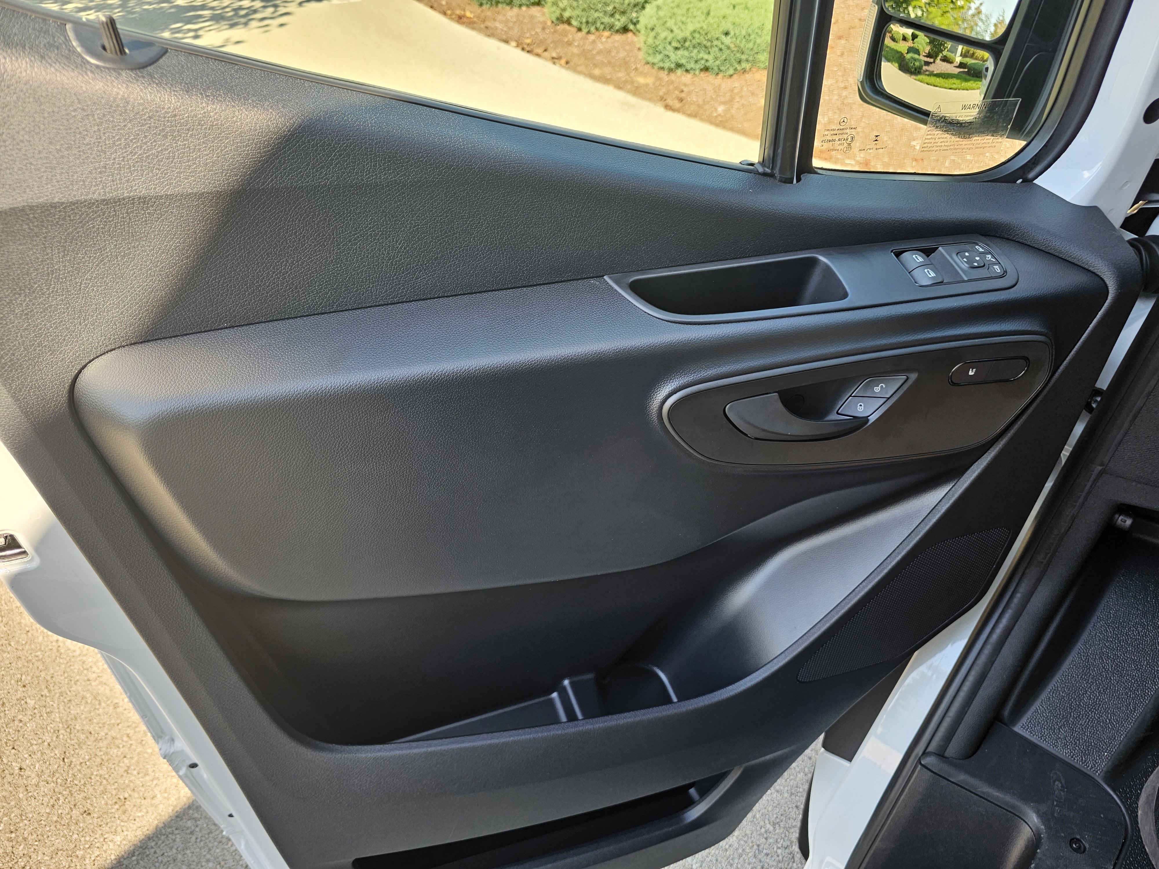 New 2025 Mercedes-Benz Sprinter 2500 image 16