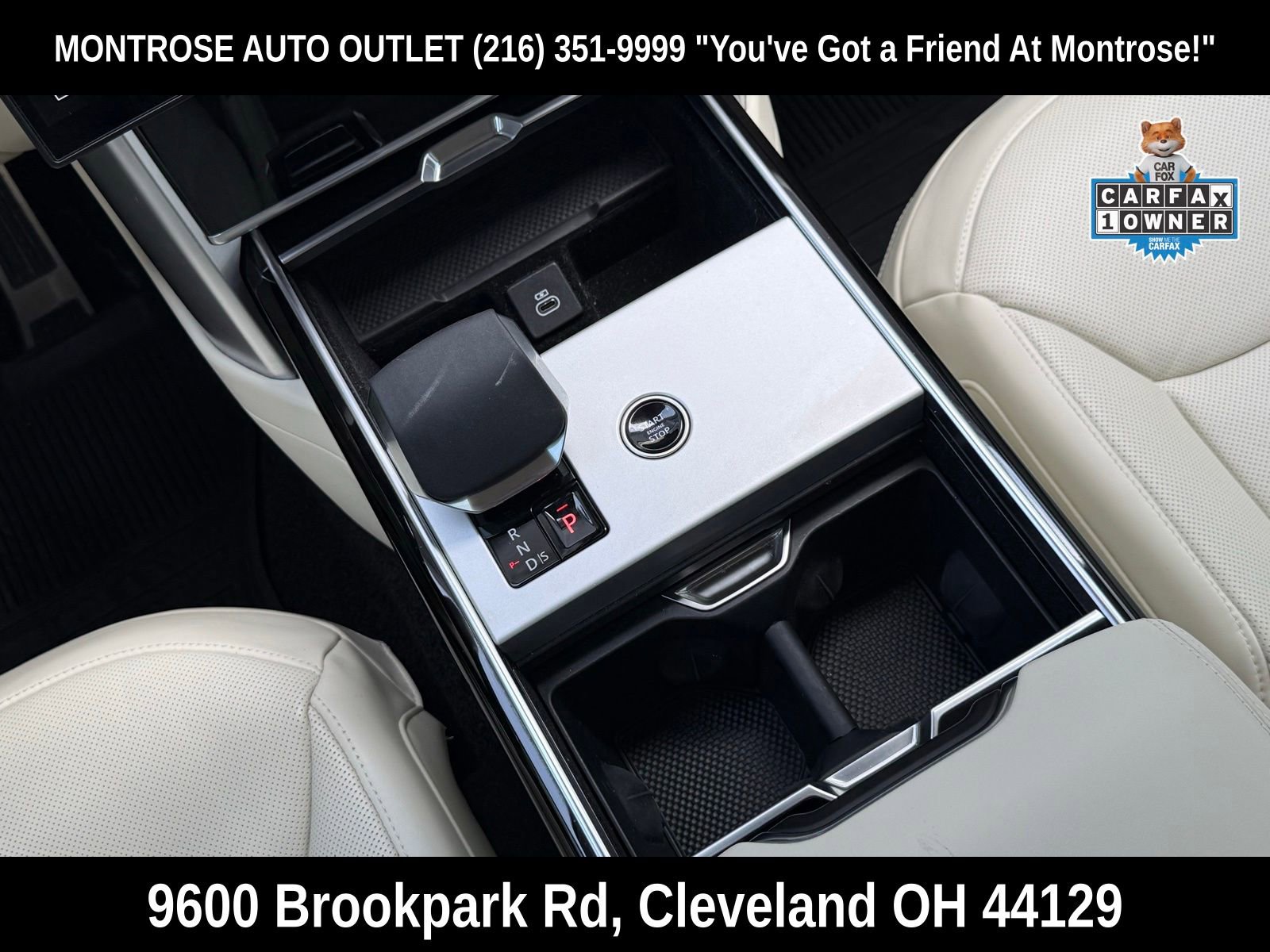 Used 2025 Land Rover Range Rover SE image 28