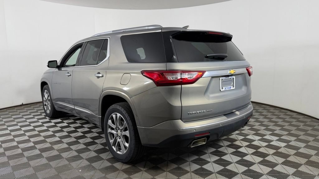 Used 2018 Chevrolet Traverse Premier AWD/4WD image 6