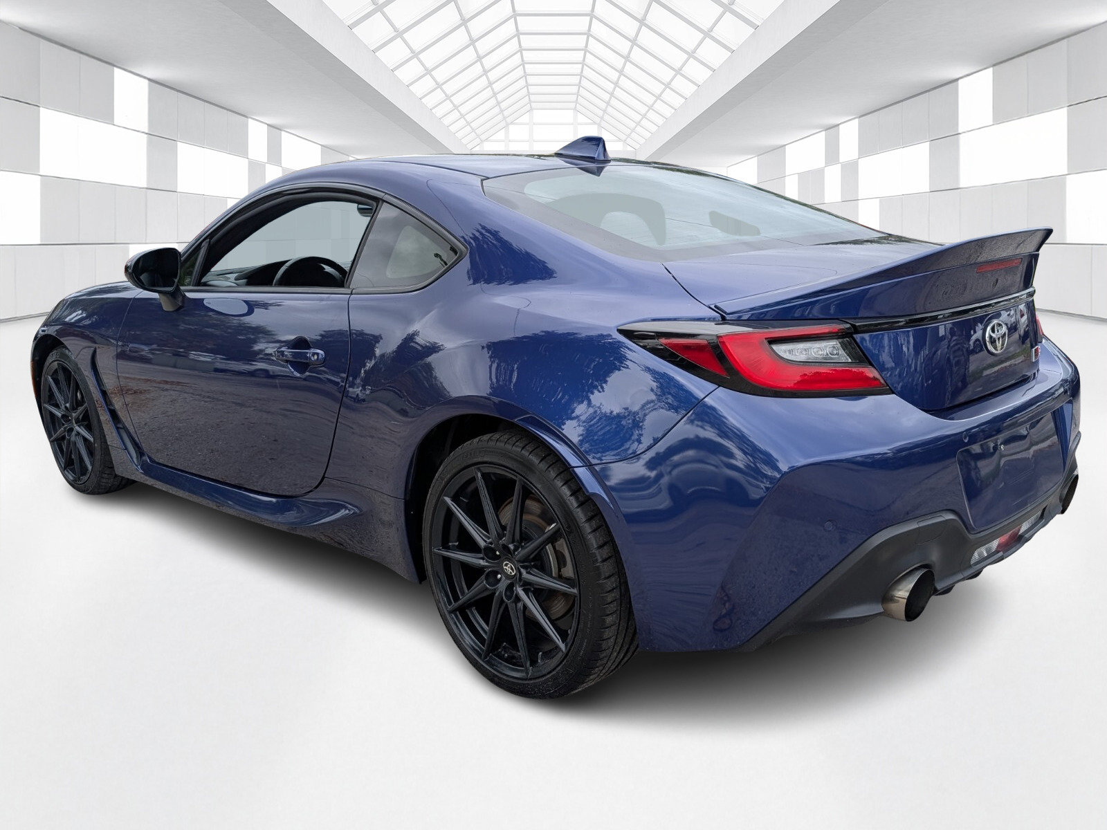 Used 2023 Toyota GR86 Premium image 5