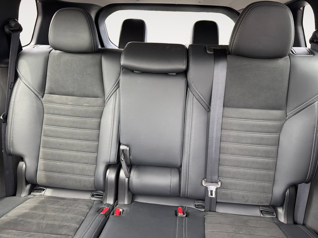 Used 2025 Mitsubishi Outlander SE AWD/4WD image 13