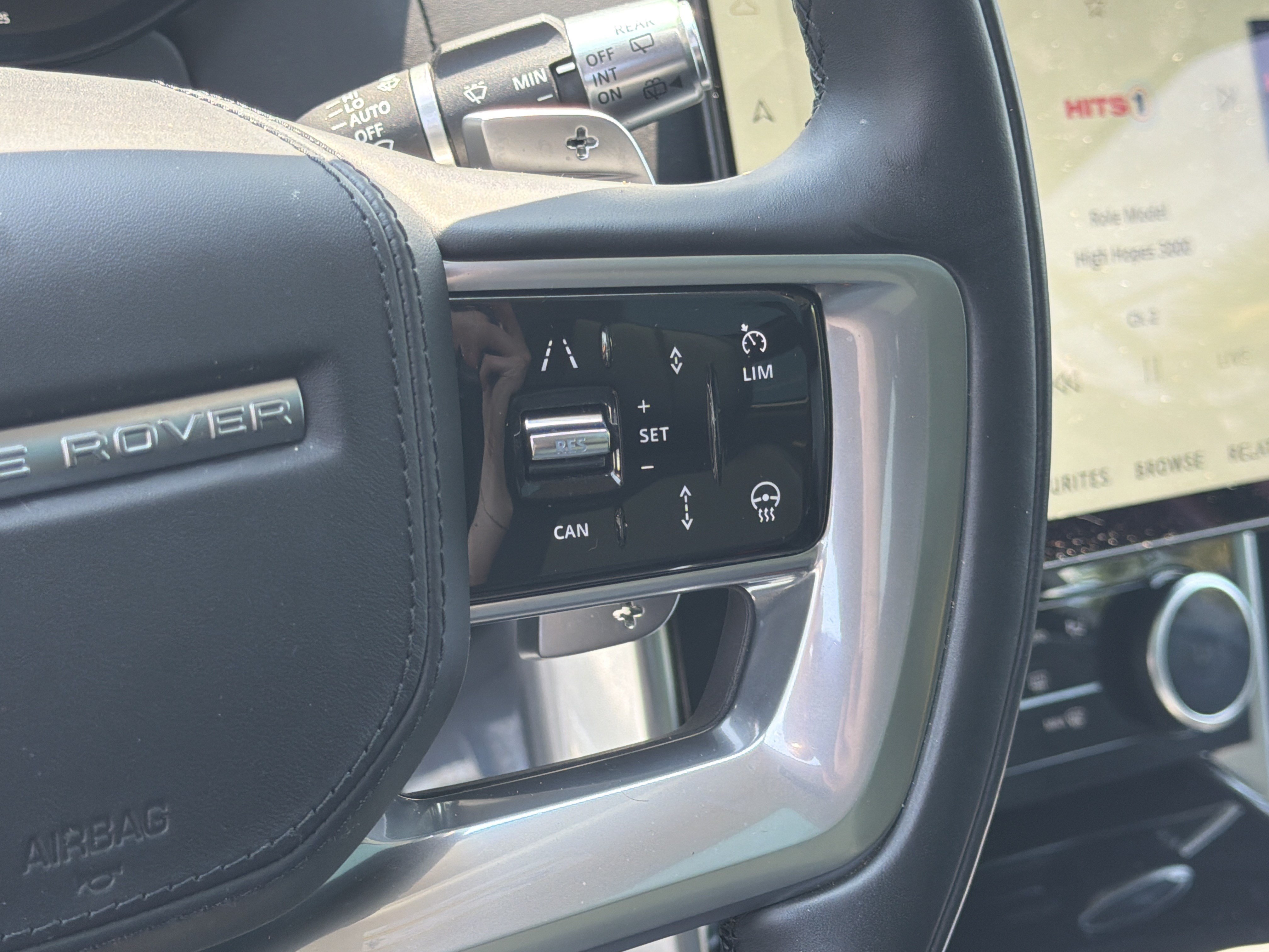 Used 2022 Land Rover Range Rover SE AWD/4WD image 20