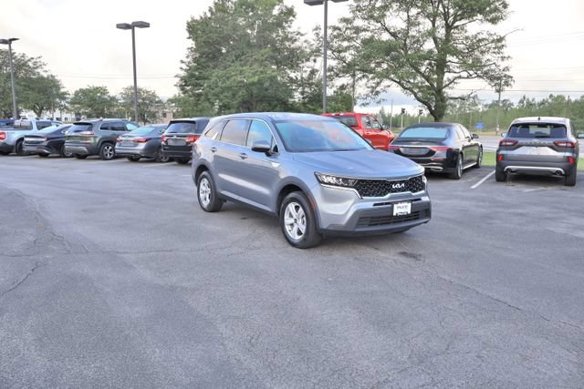 Used 2023 Kia Sorento LX AWD/4WD image 10