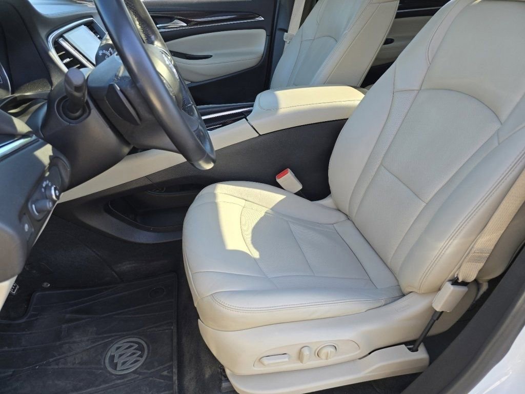 Used 2019 Buick Enclave Essence image 22