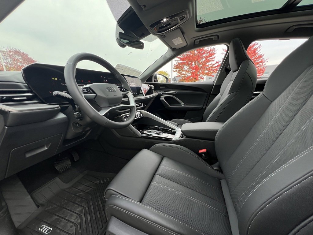 New 2025 Audi Q5 Premium Plus image 3