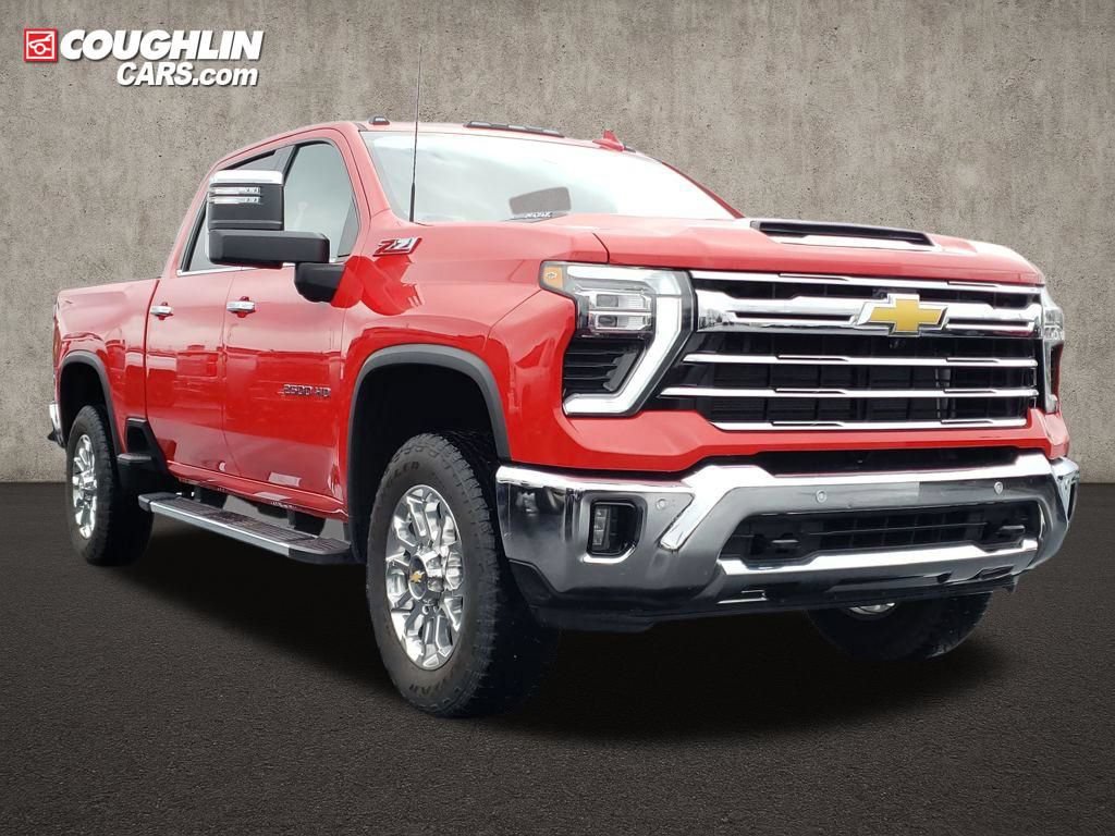 Used 2024 Chevrolet Silverado 2500 LTZ w/ LTZ Premium Package AWD/4WD image 7