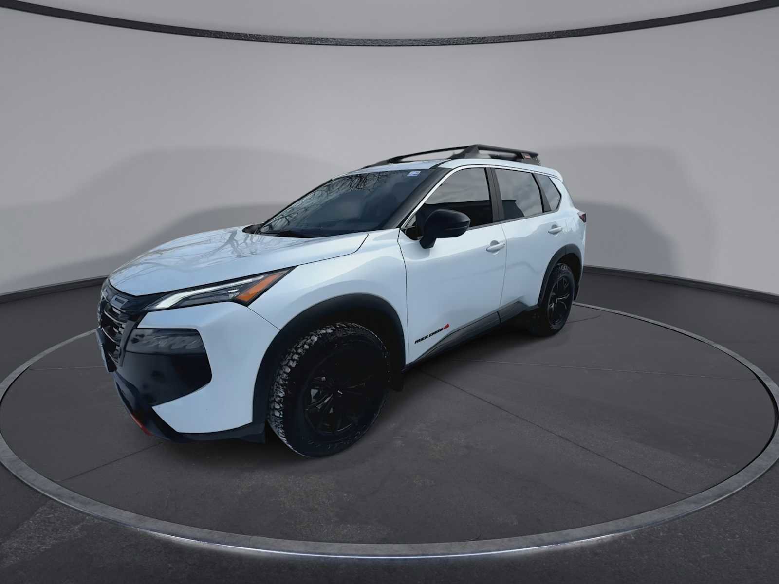 Used 2025 Nissan Rogue SV w/ Rock Creek Premium Package image 4