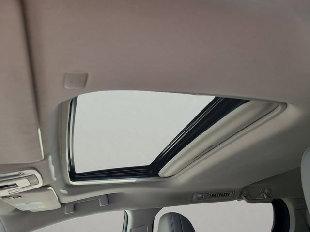 Used 2023 Toyota Sienna XLE FWD image 20